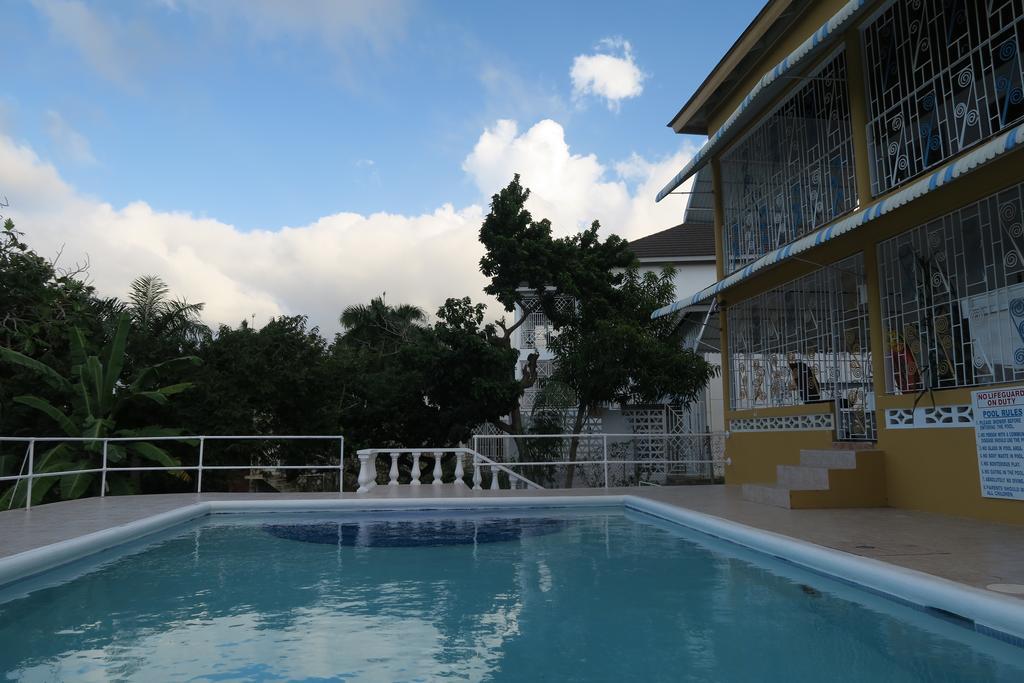 Enchanted Villas Inn มอนเทโกเบย์ ภายนอก รูปภาพ